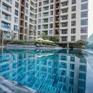 Zo Millennium - Free Pool For 2br, 3br Only Apartment